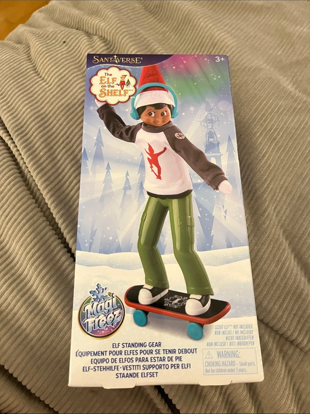 Elf on the Shelf Green Pants Skateboard Outfit - Kids Toy